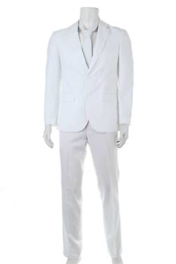 Мъжки костюм Oppo Suits1