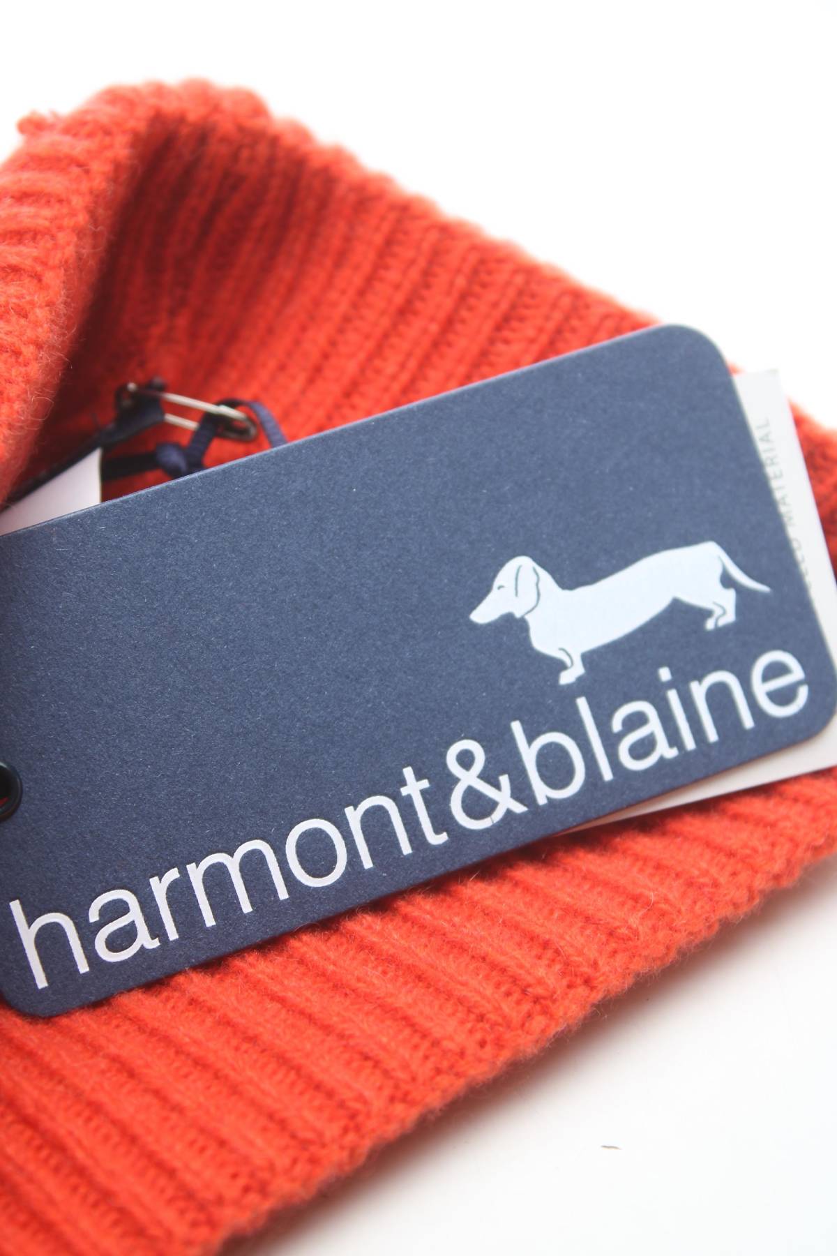 Шапка Harmont & Blaine3