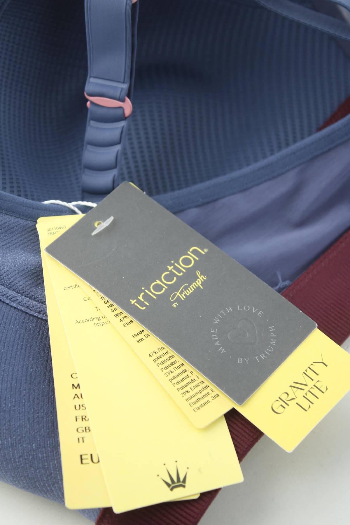 Спортен сутиен Triumph Triaction3