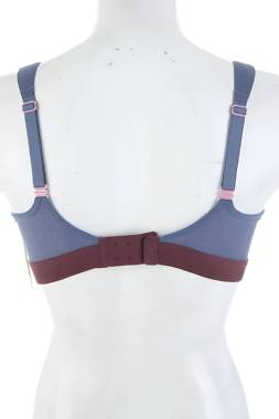 Спортен сутиен Triumph Triaction2