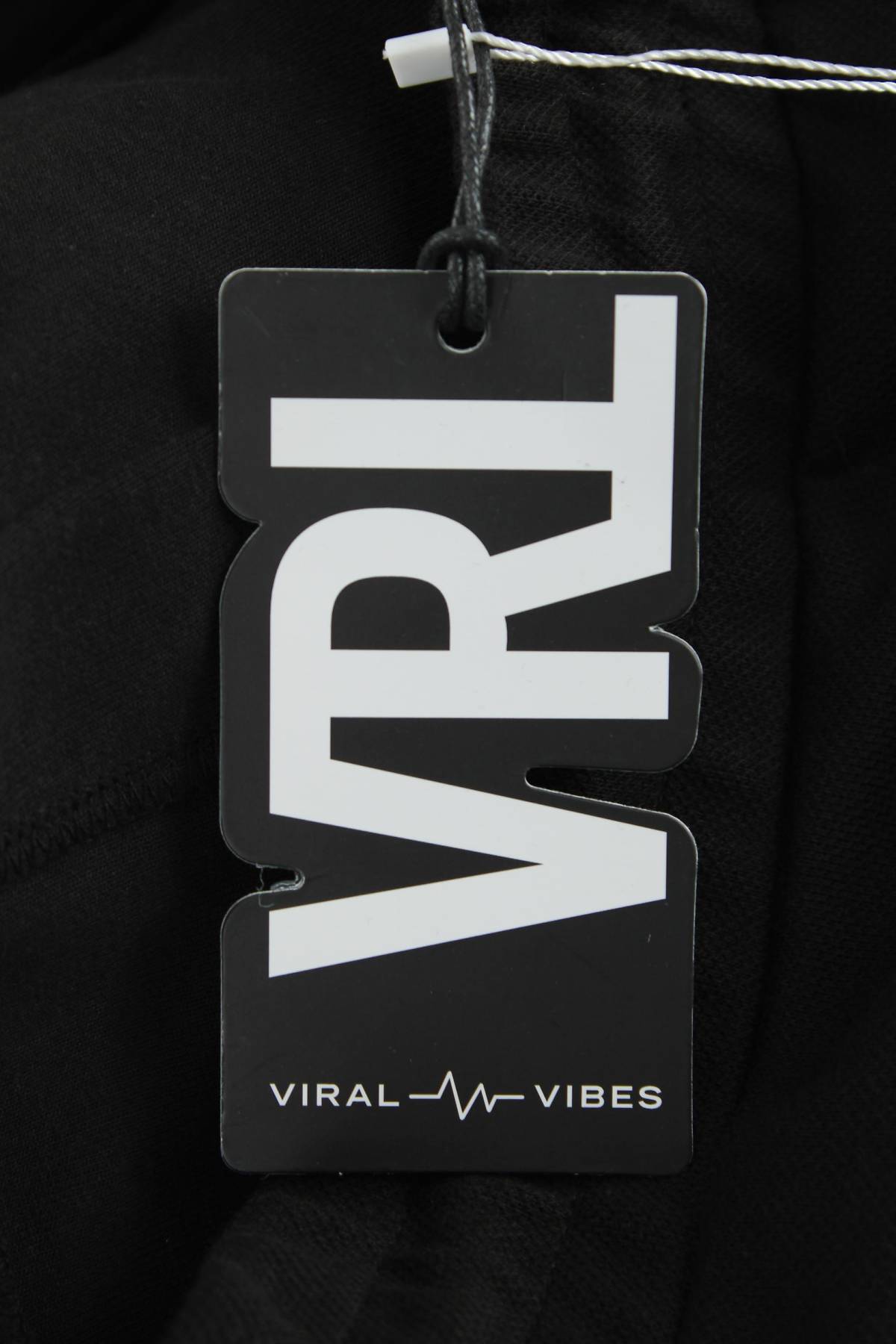 Мъжки къс панталон Viral Vibes3