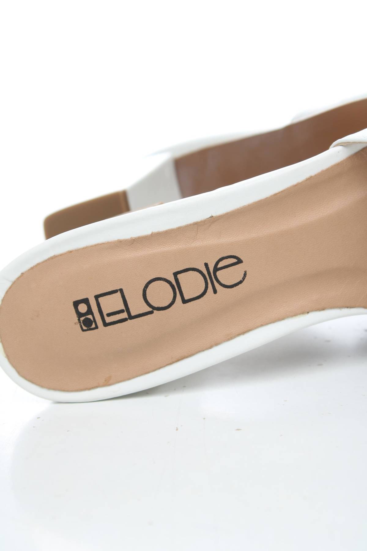 Чехли Elodie5