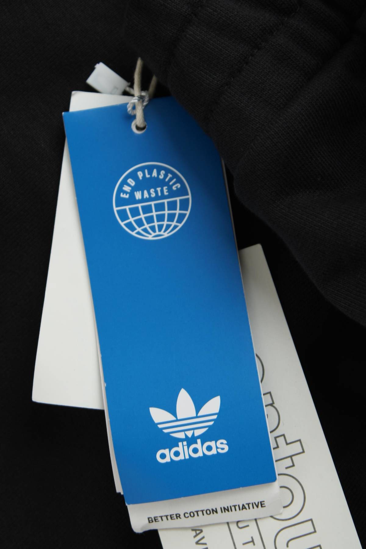 Дамски шорти Adidas Originals3