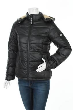 Γυναικείο μπουφάν Pepe Jeans1