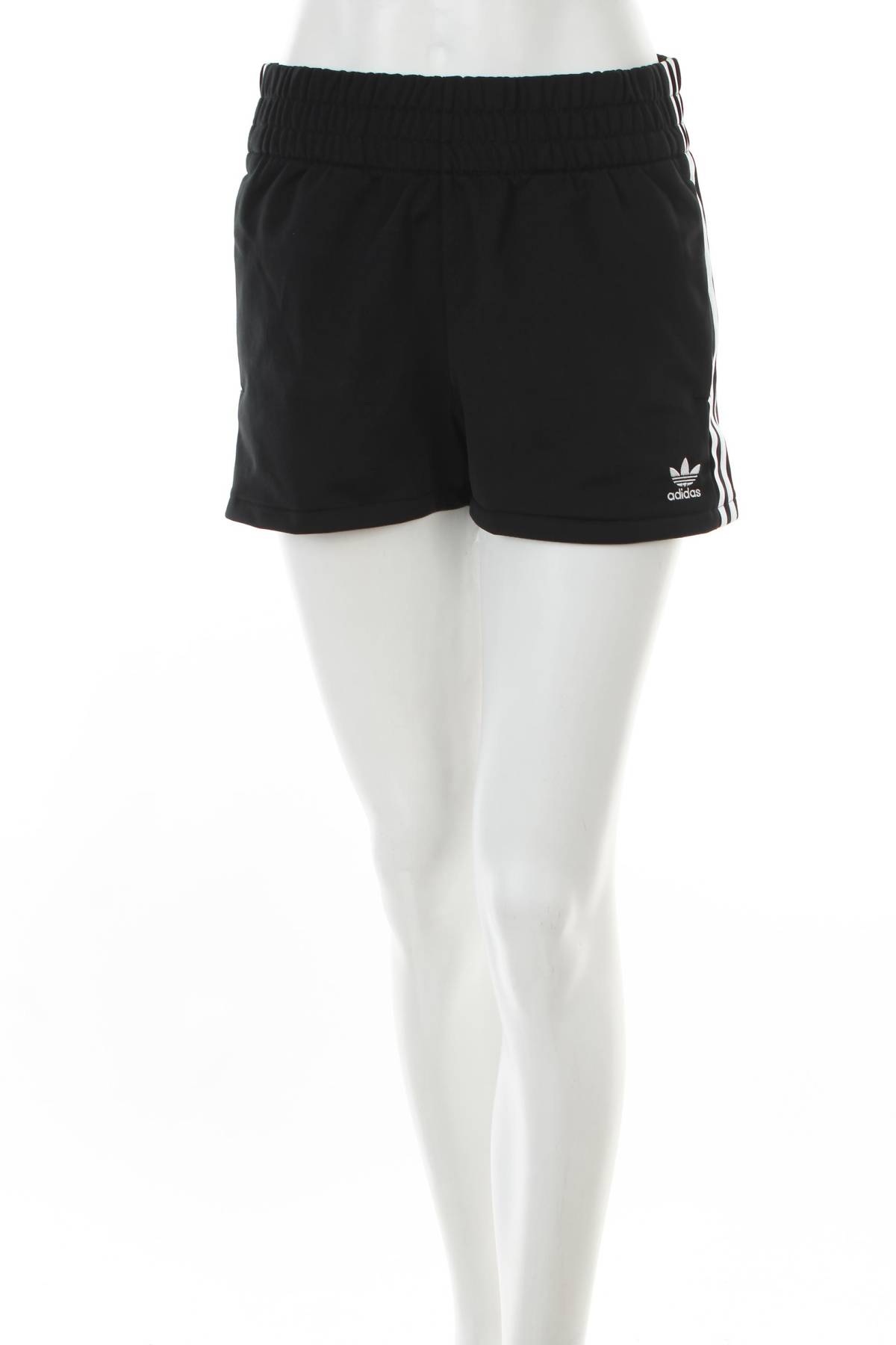 Γυναικεία σορτς Adidas Originals1