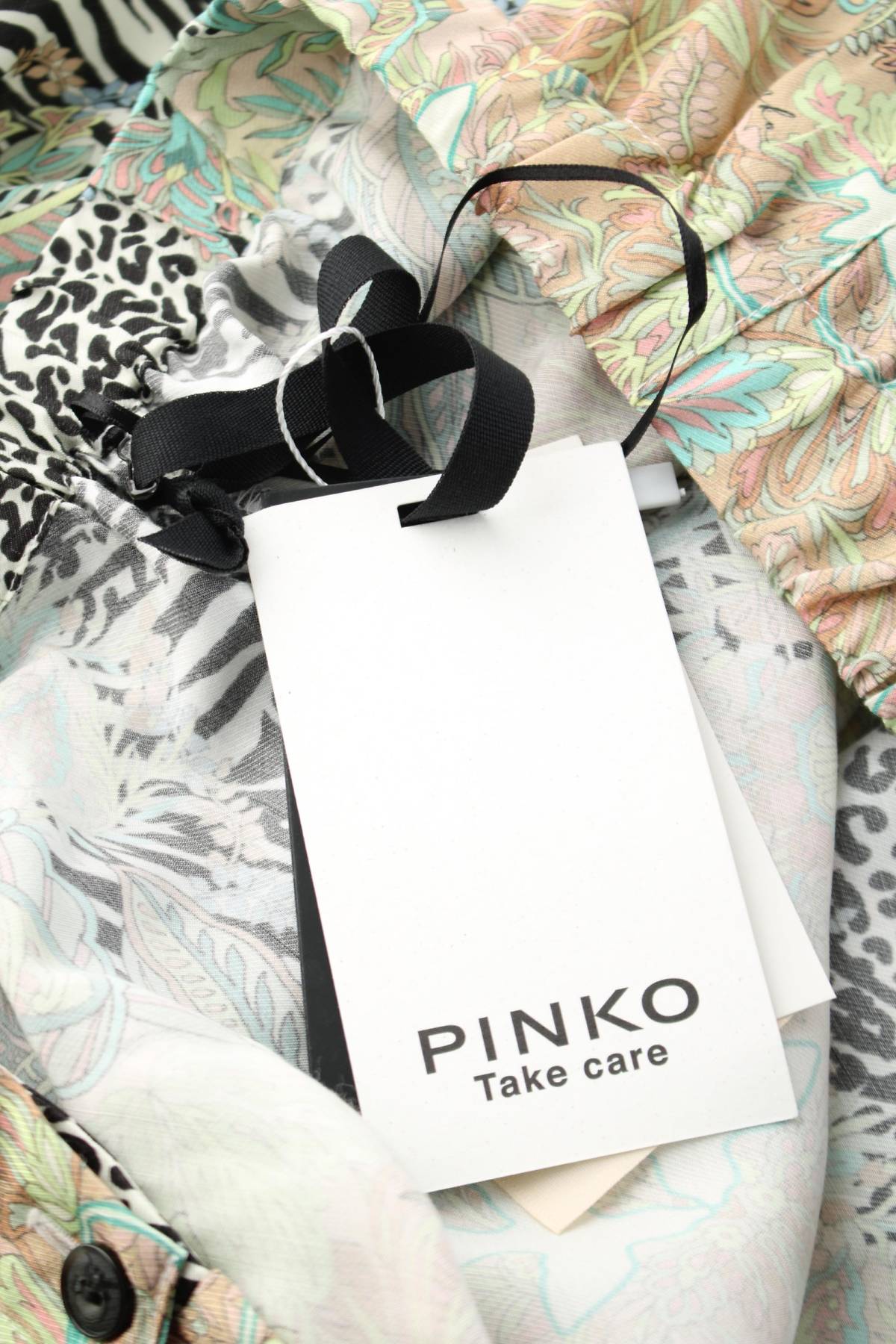 Дамски къс панталон Pinko3 - Contour.bg Дамски къс панталон Pinko3