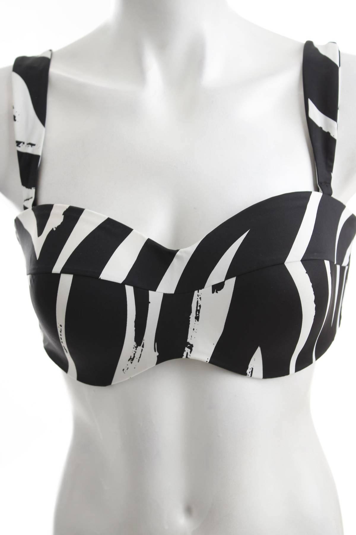Бански горнище Triumph1 - Contour.bg Бански горнище Triumph1