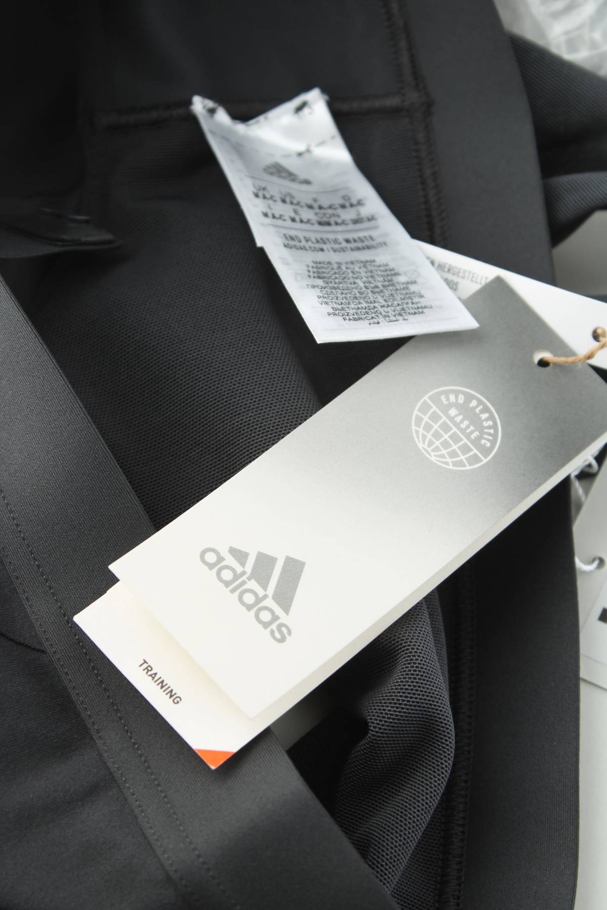 Αθλητικό σουτιέν Adidas3 - Contourshop.gr Αθλητικό σουτιέν Adidas3