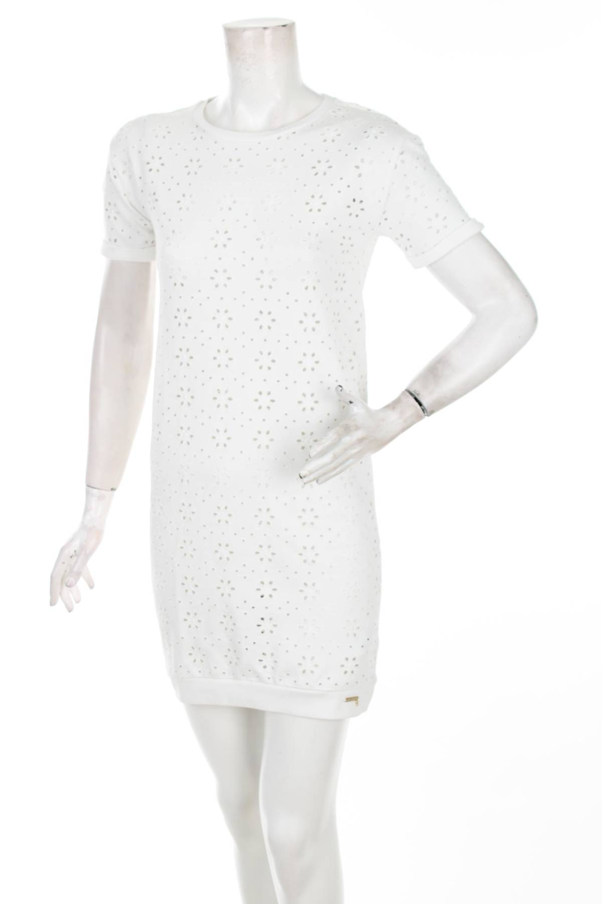 Рокля Guess1