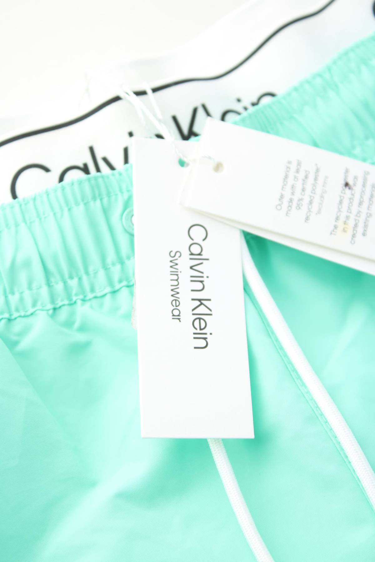 Мъжки шорти за плуване Calvin Klein3 - Contour.bg Мъжки шорти за плуване Calvin Klein3