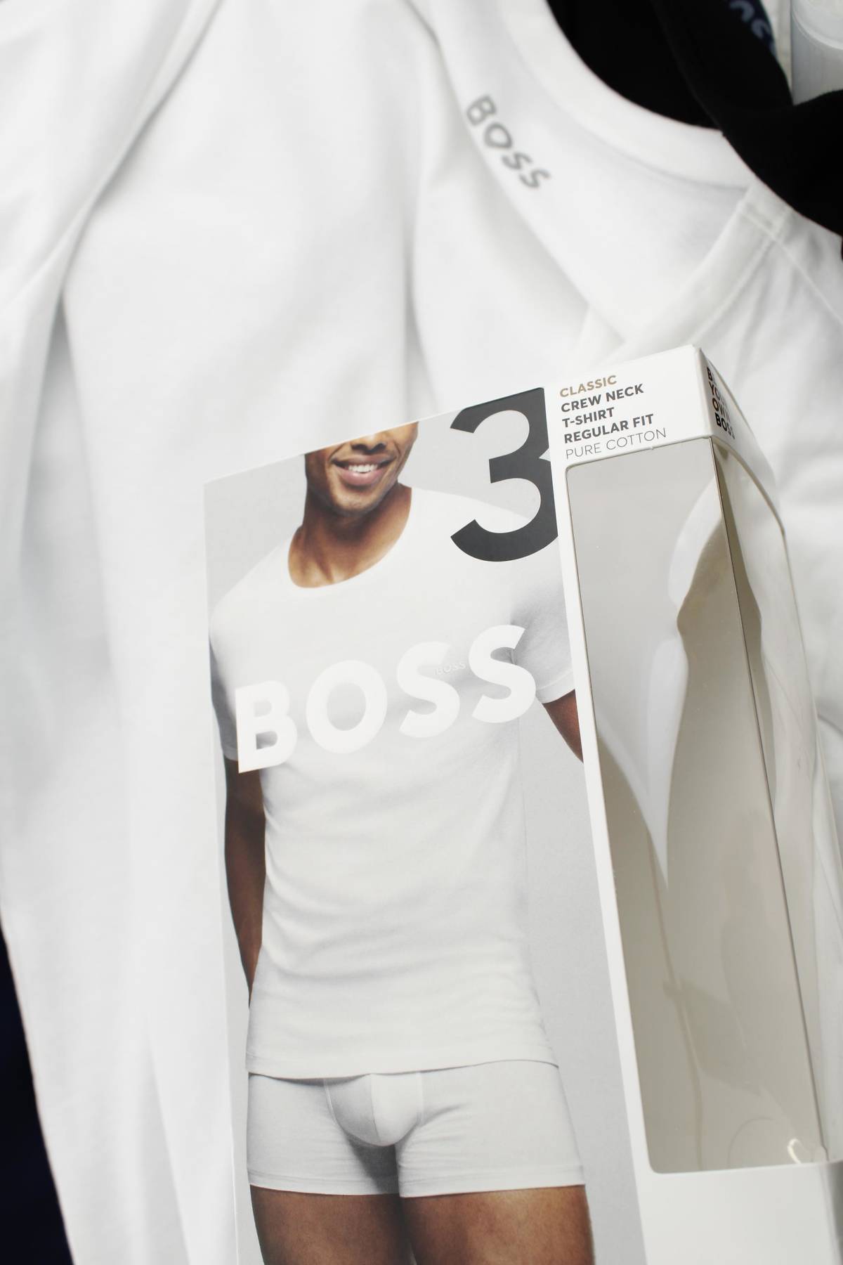 Мъжка тениска BOSS Hugo Boss3 - Contour.bg Мъжка тениска BOSS Hugo Boss3