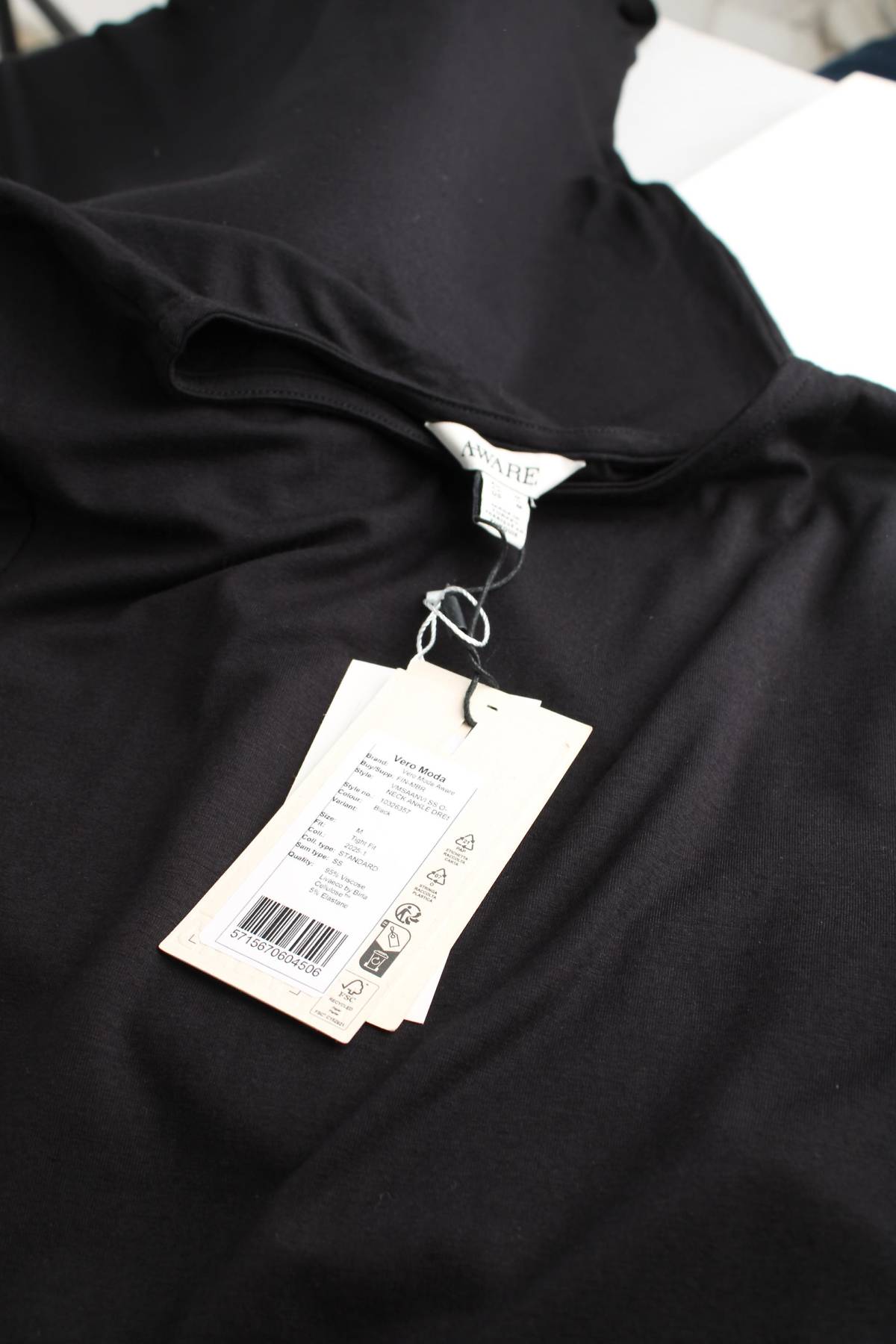 Φορέματα Aware by Vero Moda3 - Contourshop.gr Φορέματα Aware by Vero Moda3