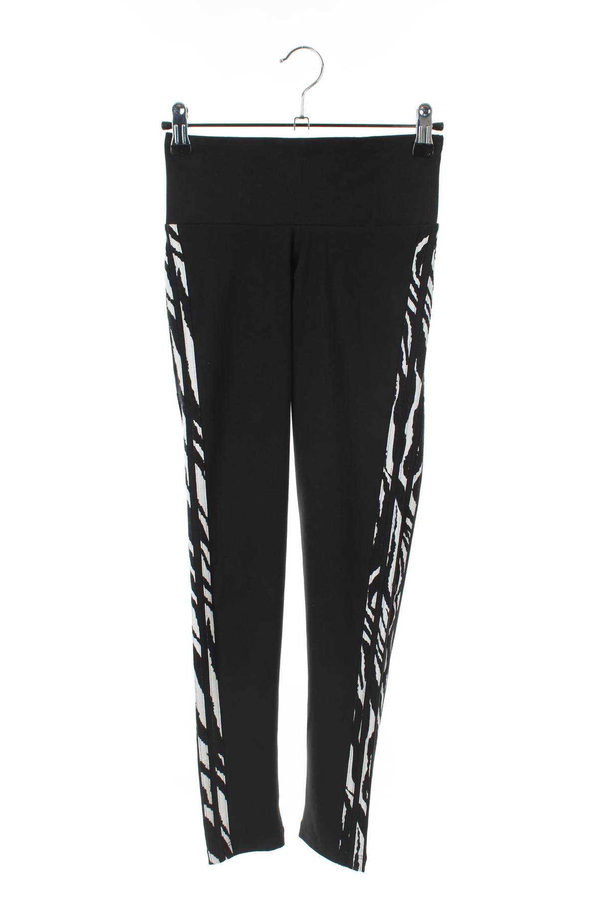 Дамски спортен клин Adidas Originals1