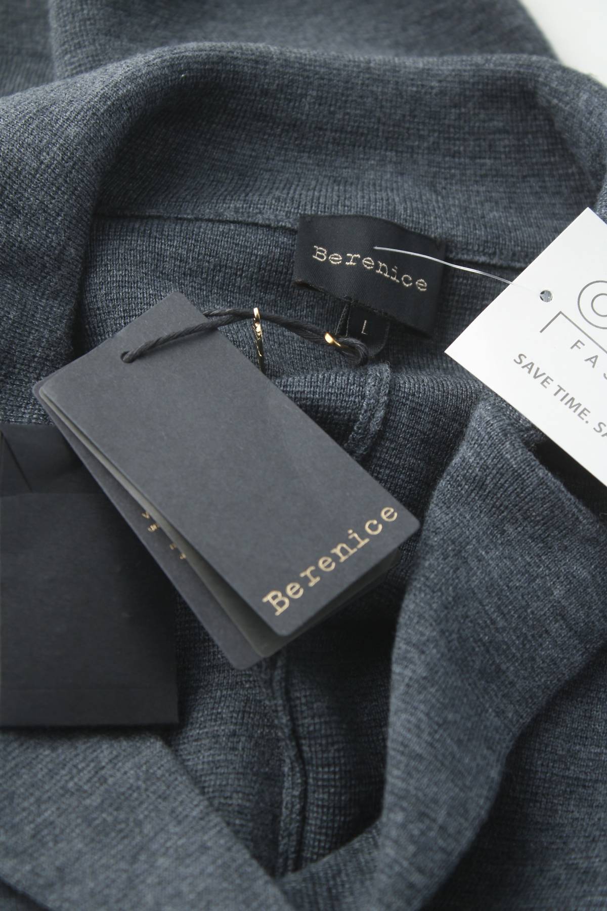 Дамска жилетка Berenice3