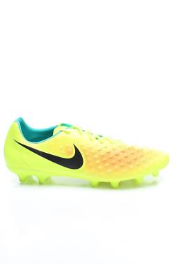 Футболни обувки Nike2 - Contour.bg Футболни обувки Nike2