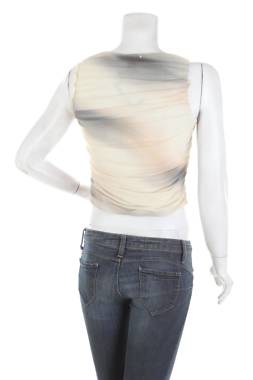 Γυναικείο αμάνικο Boohoo2 - Contourshop.gr Γυναικείο αμάνικο Boohoo2