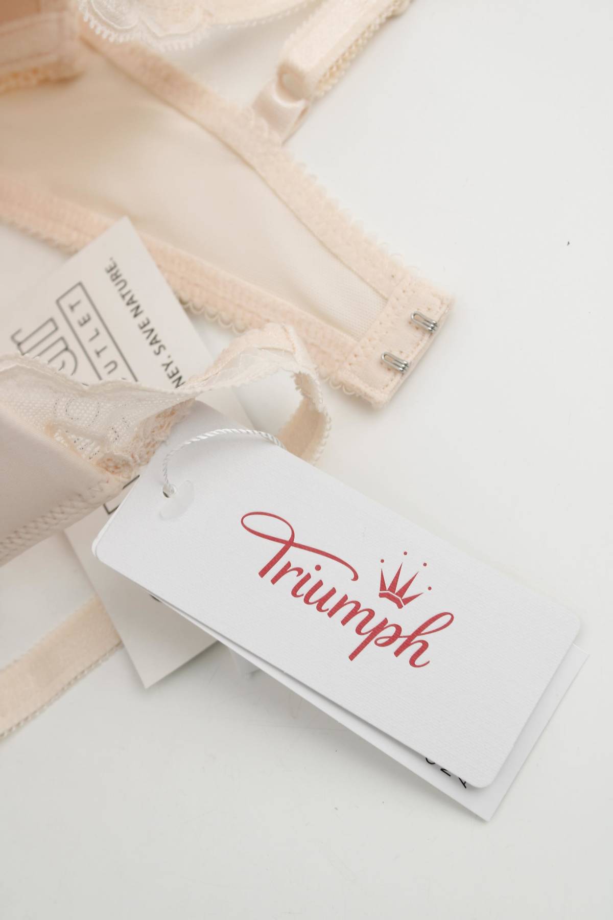 Сутиен Triumph3 - Contour.bg Сутиен Triumph3