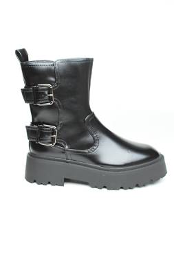 Γυναικεία μποτάκια River Island1