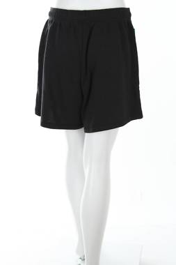 Γυναικεία σορτς Adidas Originals2