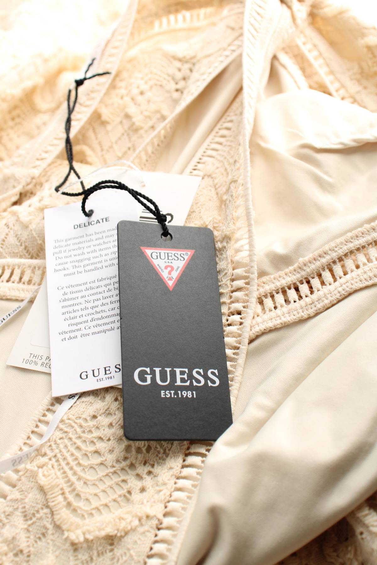 Рокля Guess3 - Contour.bg Рокля Guess3