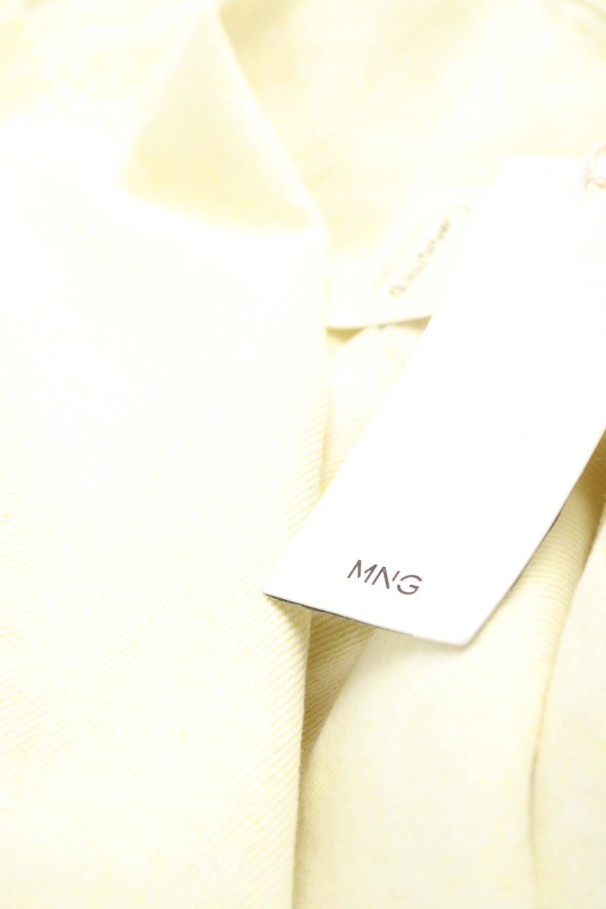 Γυναικεία τζιν Mango4 - Contourshop.gr Γυναικεία τζιν Mango4