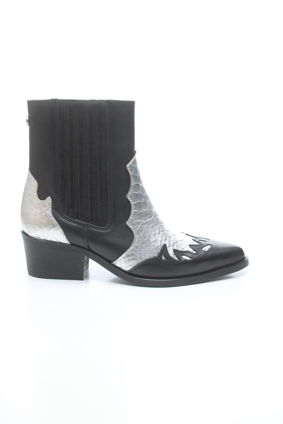 Дамски боти Steve Madden1