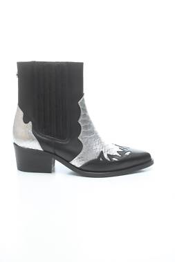 Дамски боти Steve Madden1