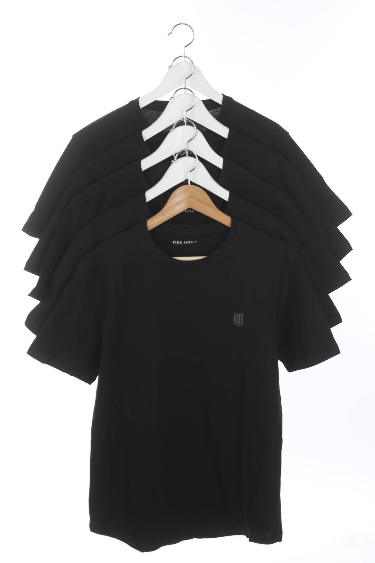 Мъжка тениска Pier One1