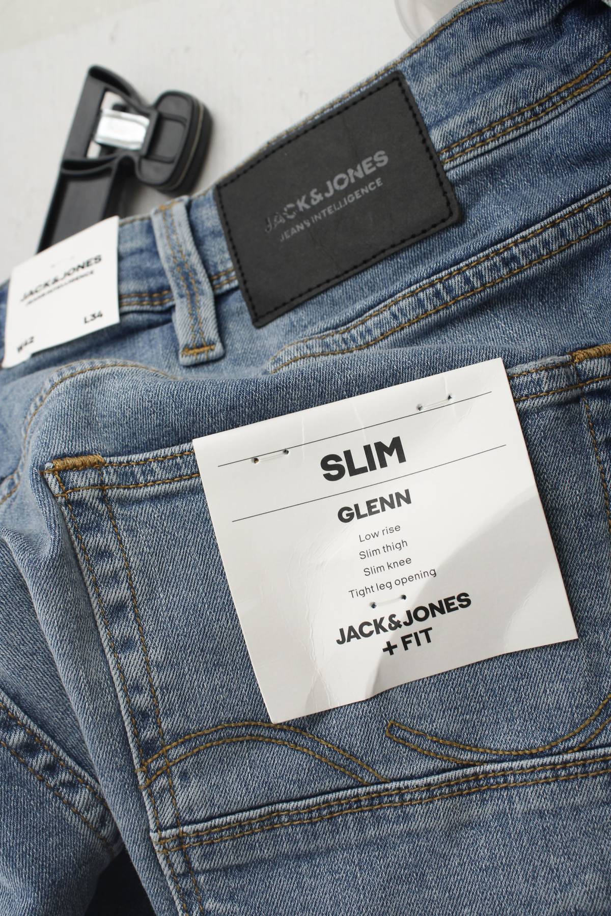 Ανδρικά τζιν Jack & Jones3