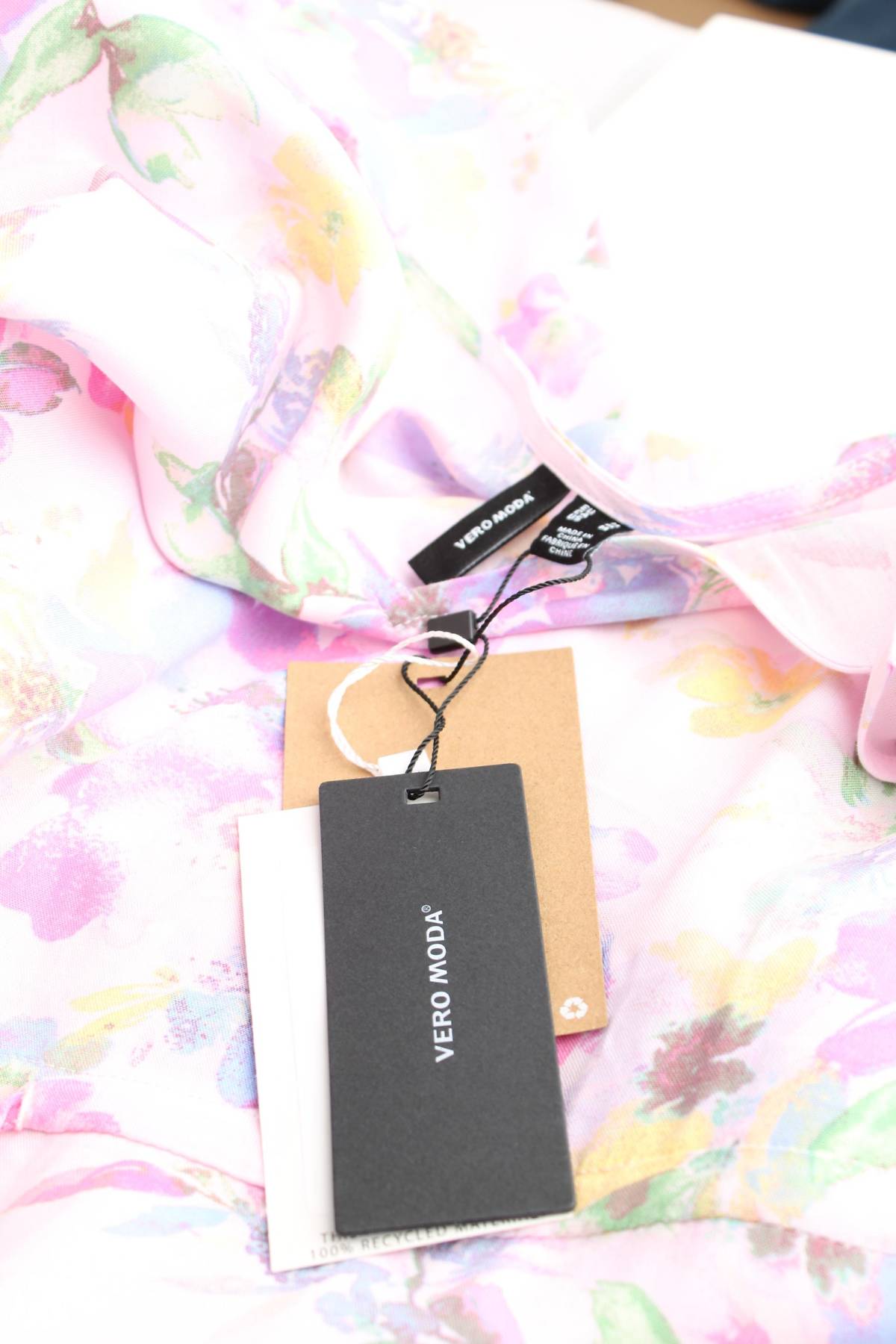 Рокля Vero Moda3