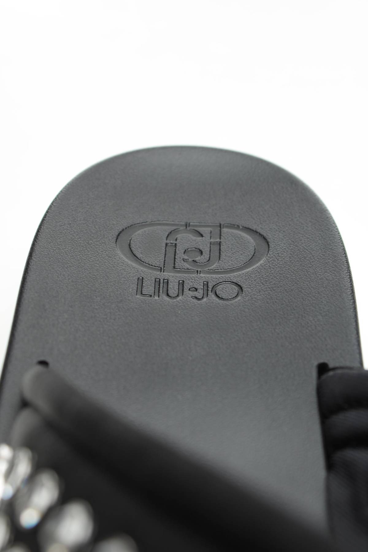 Чехли Liu Jo5 - Contour.bg Чехли Liu Jo5