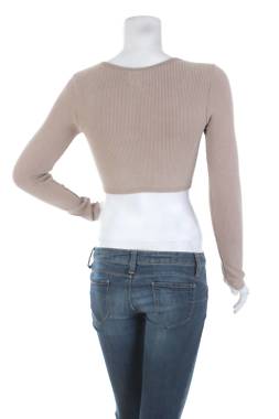 Γυναικεία μπλούζα Pull & Bear2