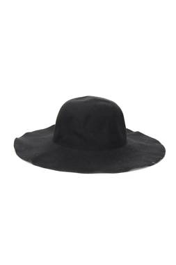 Шапка Boohoo2 - Contour.bg Шапка Boohoo2