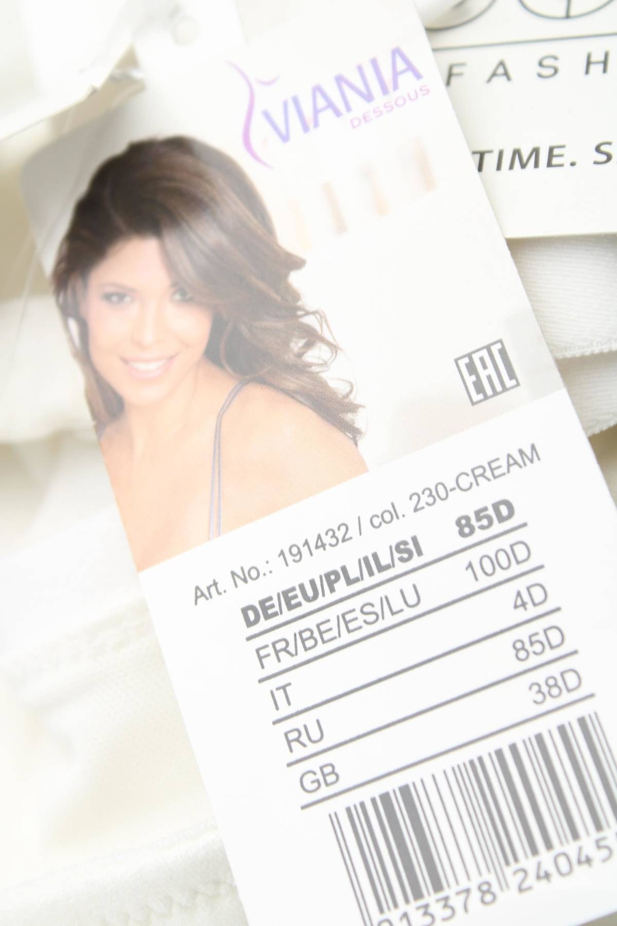 Спортен сутиен Viania3