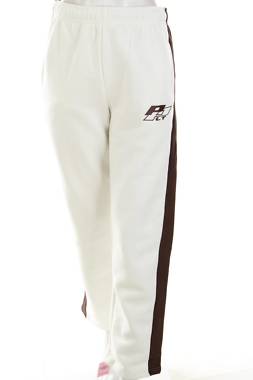 Γυναικείο αθλητικό παντελόνι Pretty Little Thing1