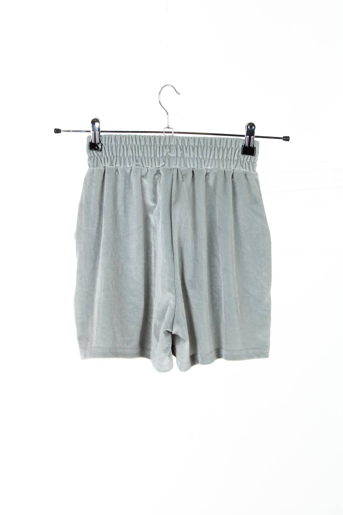 Дамски къс панталон Lola Liza2