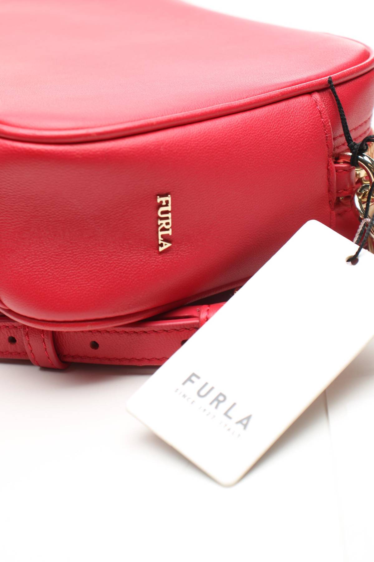 Дамска кожена чанта Furla3