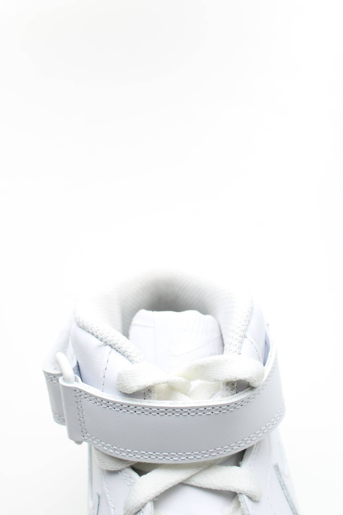 Кецове Nike Air Force5