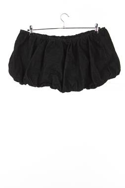 Пола Pretty Little Thing2