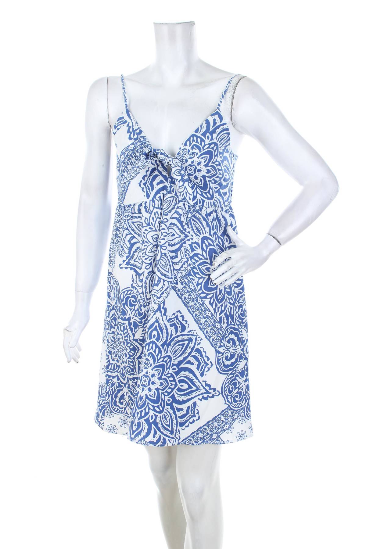 Φορέματα Only1