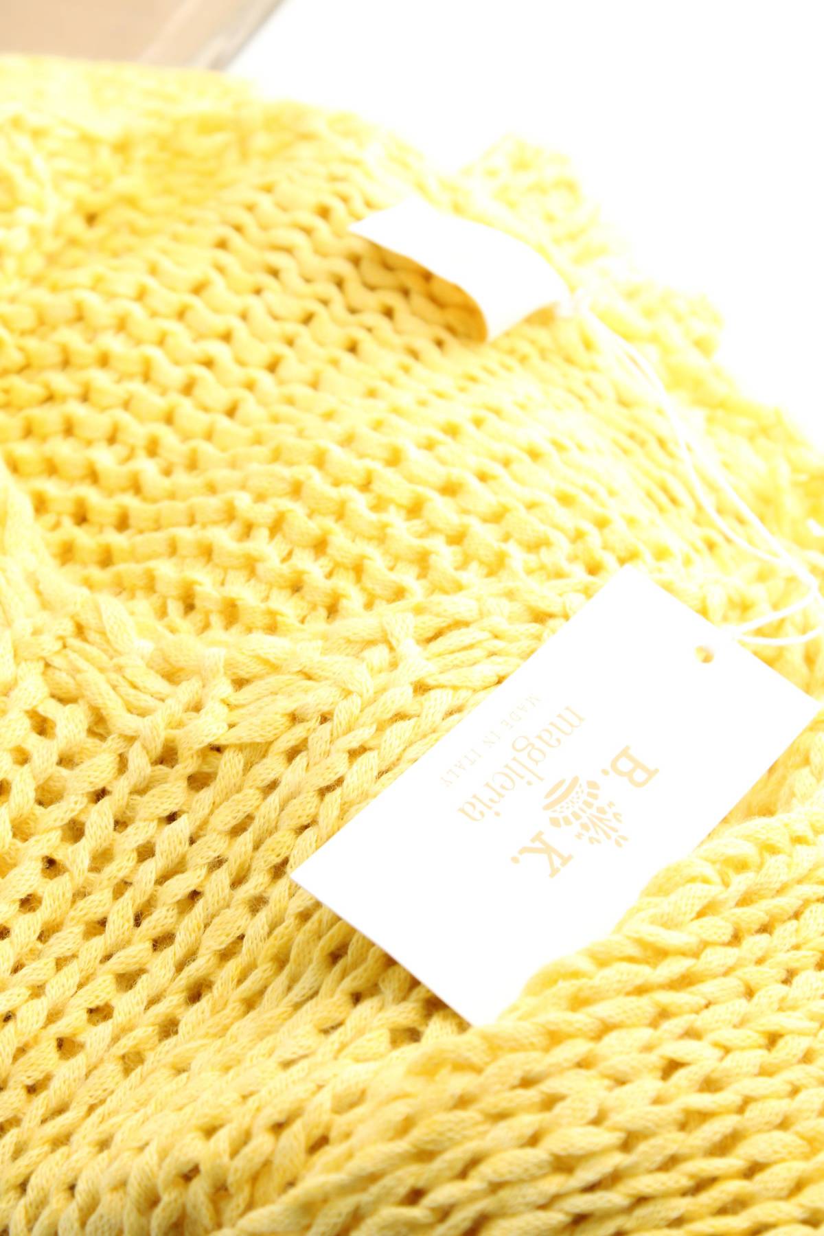 Дамски пуловер B. K.3 - Contour.bg Дамски пуловер B. K.3