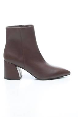 Дамски боти Steve Madden1