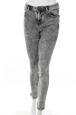 Γυναικεία τζιν Diesel1