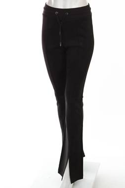 Γυναικείο παντελόνι Guess1