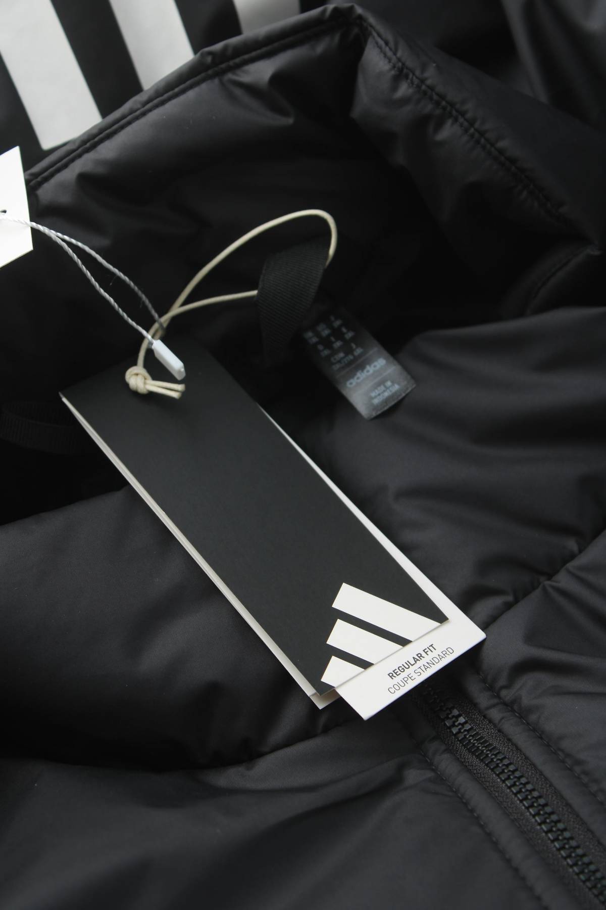 Ανδρικό μπουφάν Adidas4