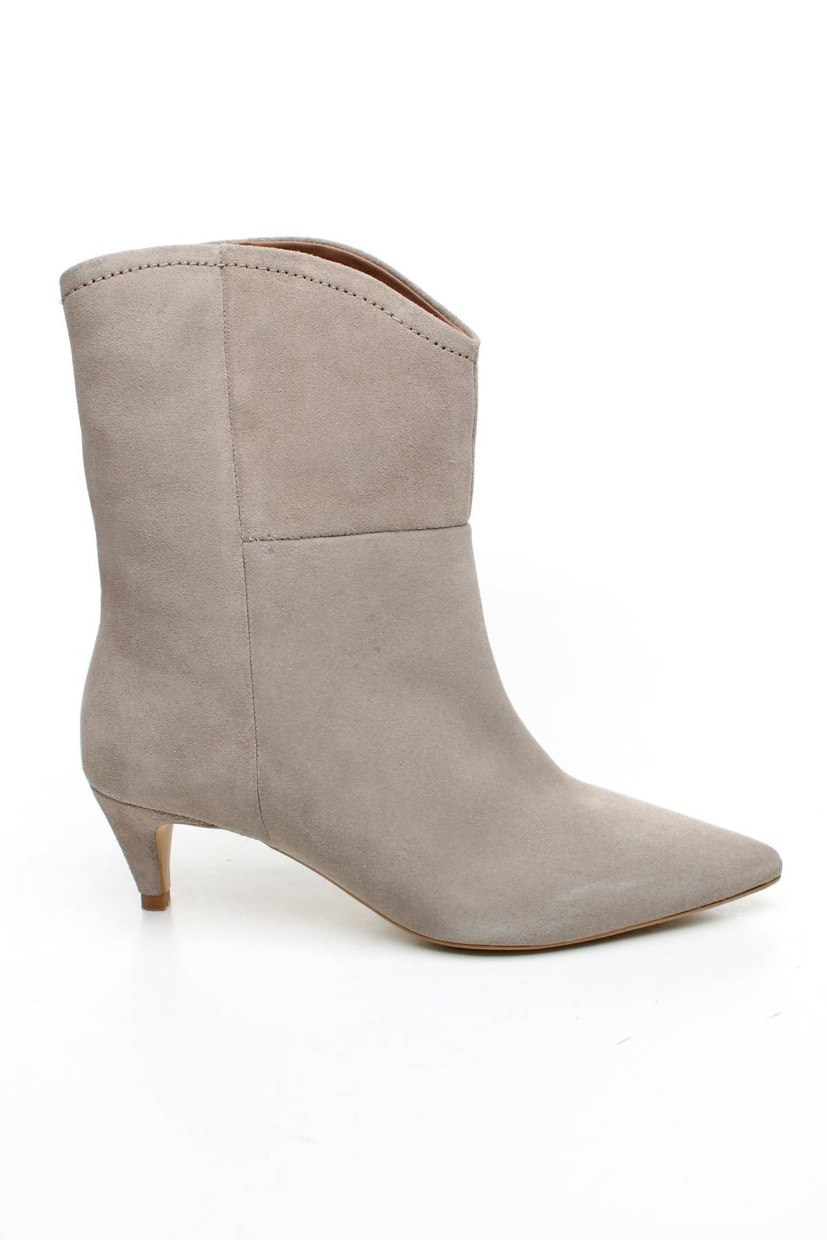 Дамски боти About You1