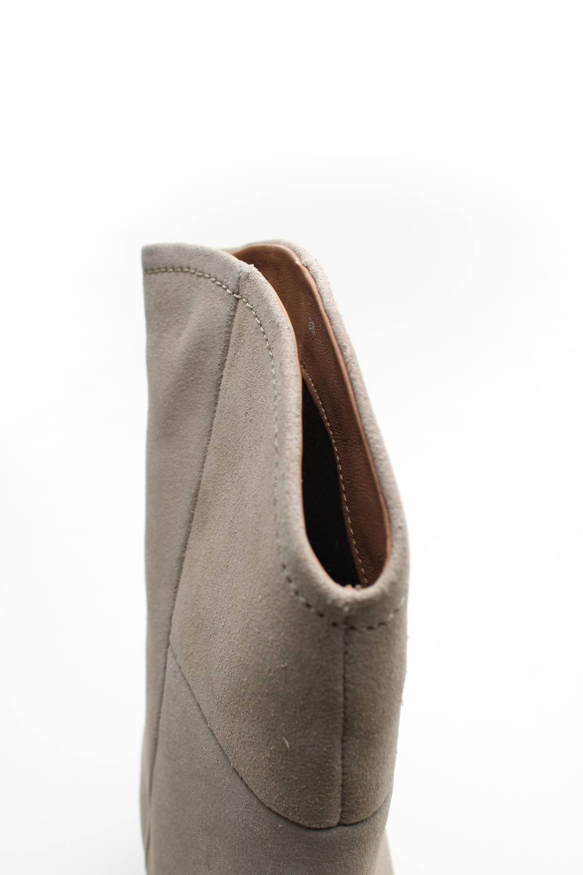 Дамски боти About You5