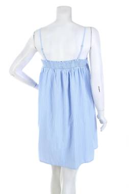 Рокля Vero Moda2