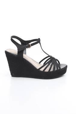 Σανδάλια S.Oliver1 - Contourshop.gr Σανδάλια S.Oliver1
