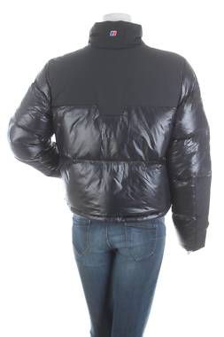 Преходно яке Berghaus2